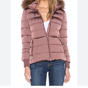 Add Milan Italy Puffer Jacket w most amazing raccoon Fur Hood great condition